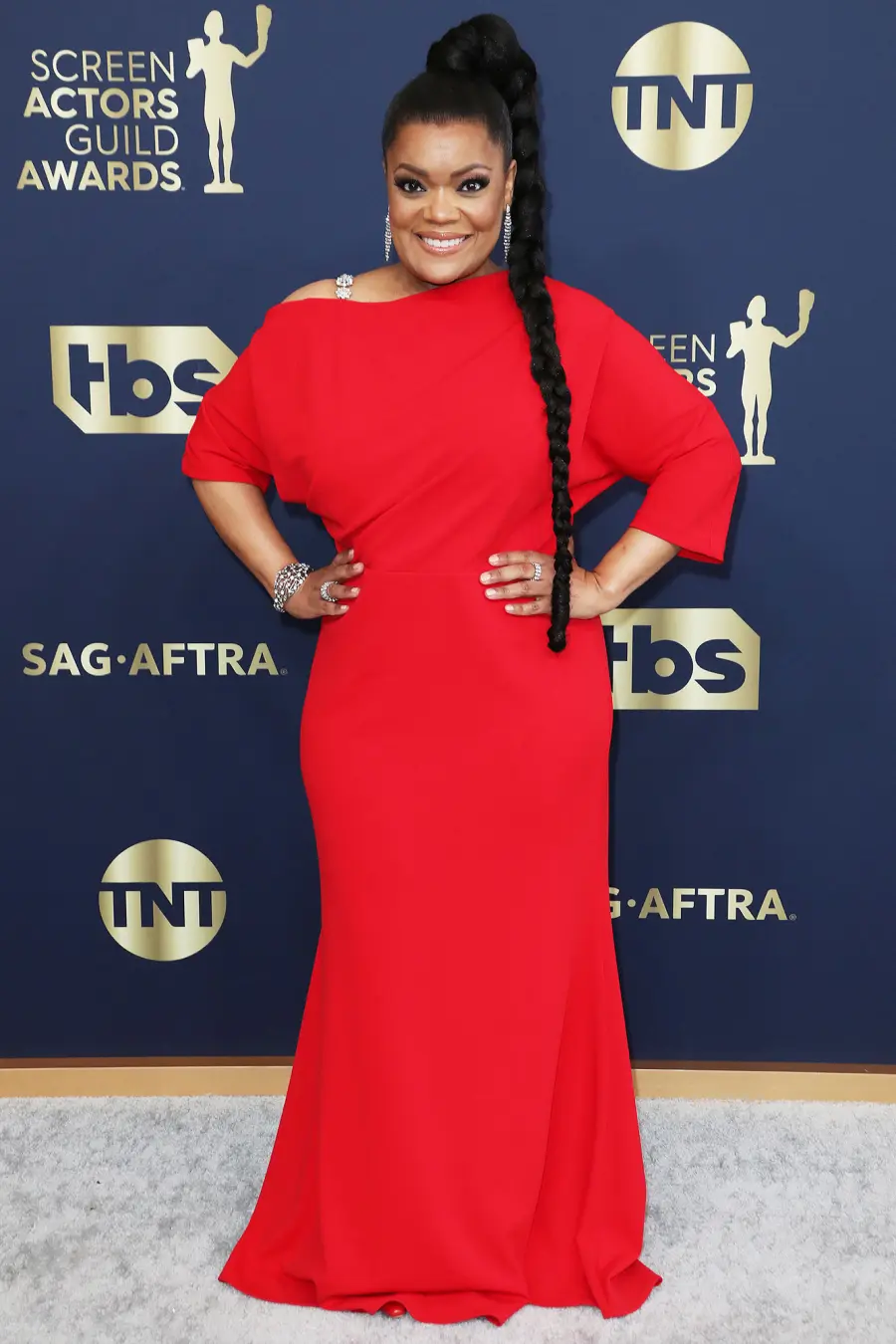 Yvette Nicole Brown Red Carpet Arrival SAG Awards 2022