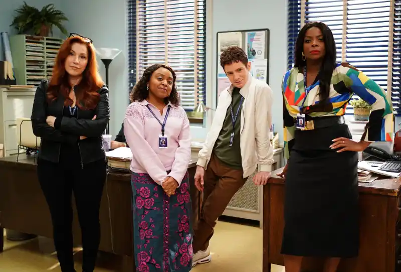 Abbott Elementary's Lisa Ann Walter: Kids Know Me From 'Parent Trap'