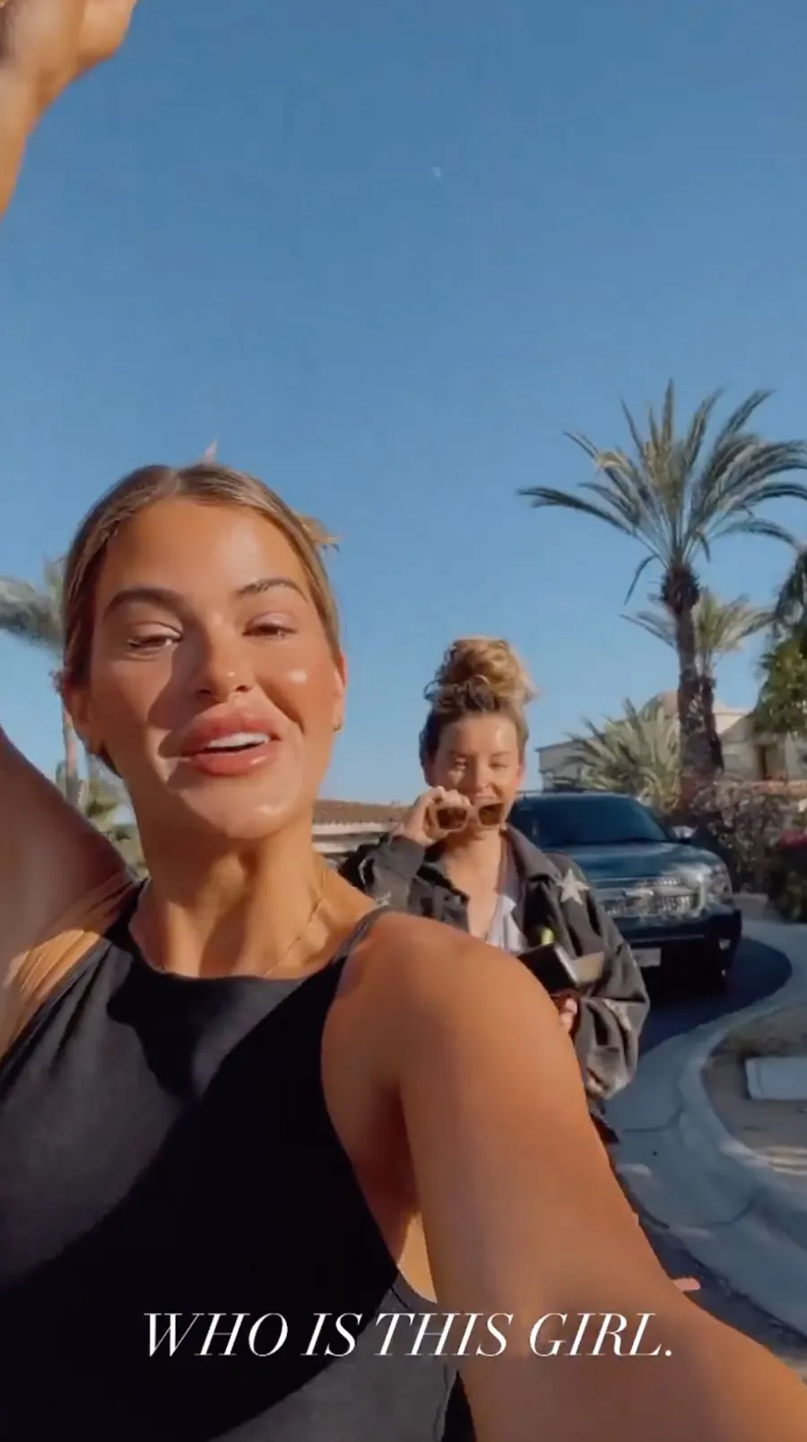 Bachelor Nations JoJo Fletcher Jets Off to Cabo for Her Bachelorette Party With Becca Tilley and More Pals