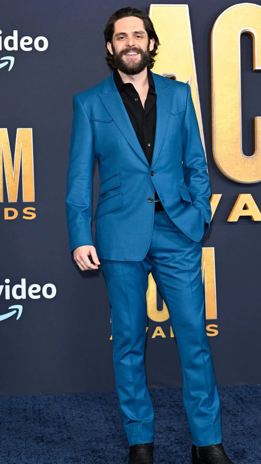 Dads Night Out Thomas Rhett Attends 2022 ACM Awards Solo After Baby No 4