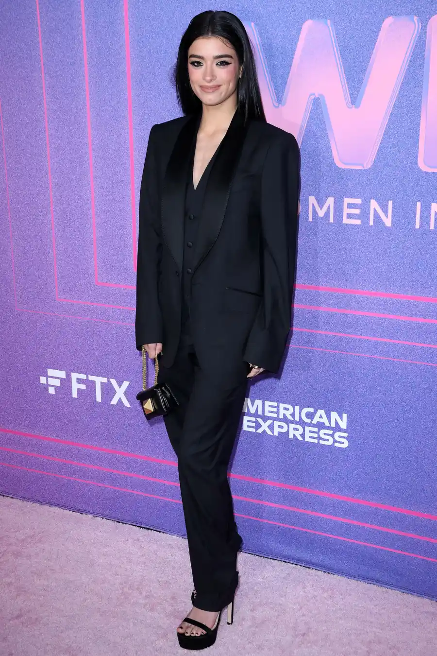 Dixie D'Amelio Red Carpet Arrival 2022 Billboard Women in Music Awards