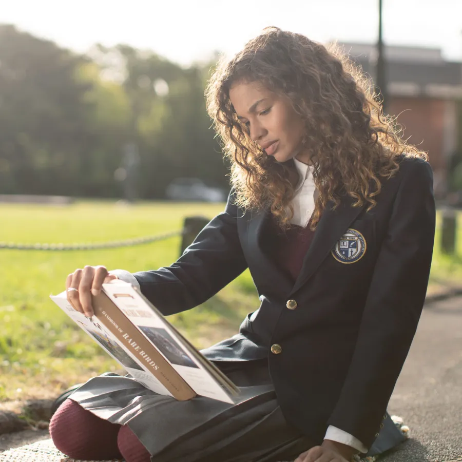 Everything to Know About Season 2 of Amazon Primes The Wilds