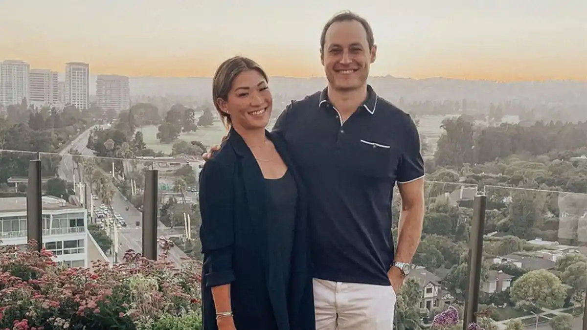 Glees Jenna Ushkowitz Gives Birth Welcomes 1st Baby With Husband David Stanley