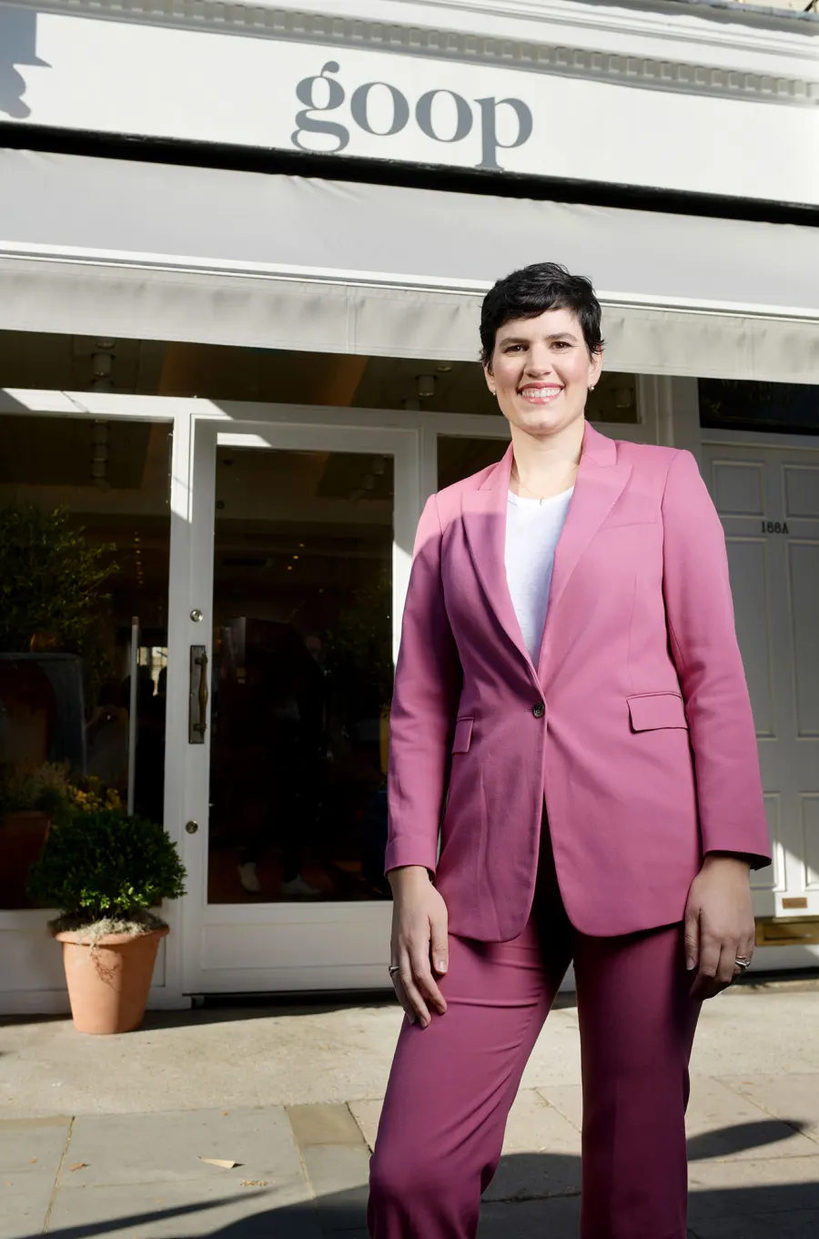 Gwyneth Paltrow Former Goop Employee Elise Loehnen Slams Company Punishing Cleanses 2