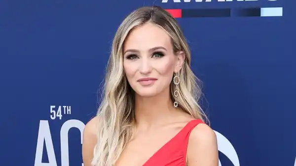 How Lauren Bushnell Lane Ignores Postpartum Body-Shaming Comments: I’ve Developed a ‘Thick Skin'
