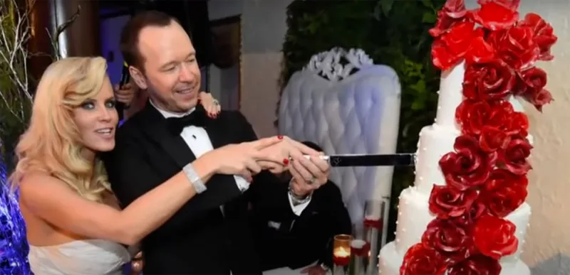 Jenny Marthy and Donnie Wahlberg's Wedding Album! cake