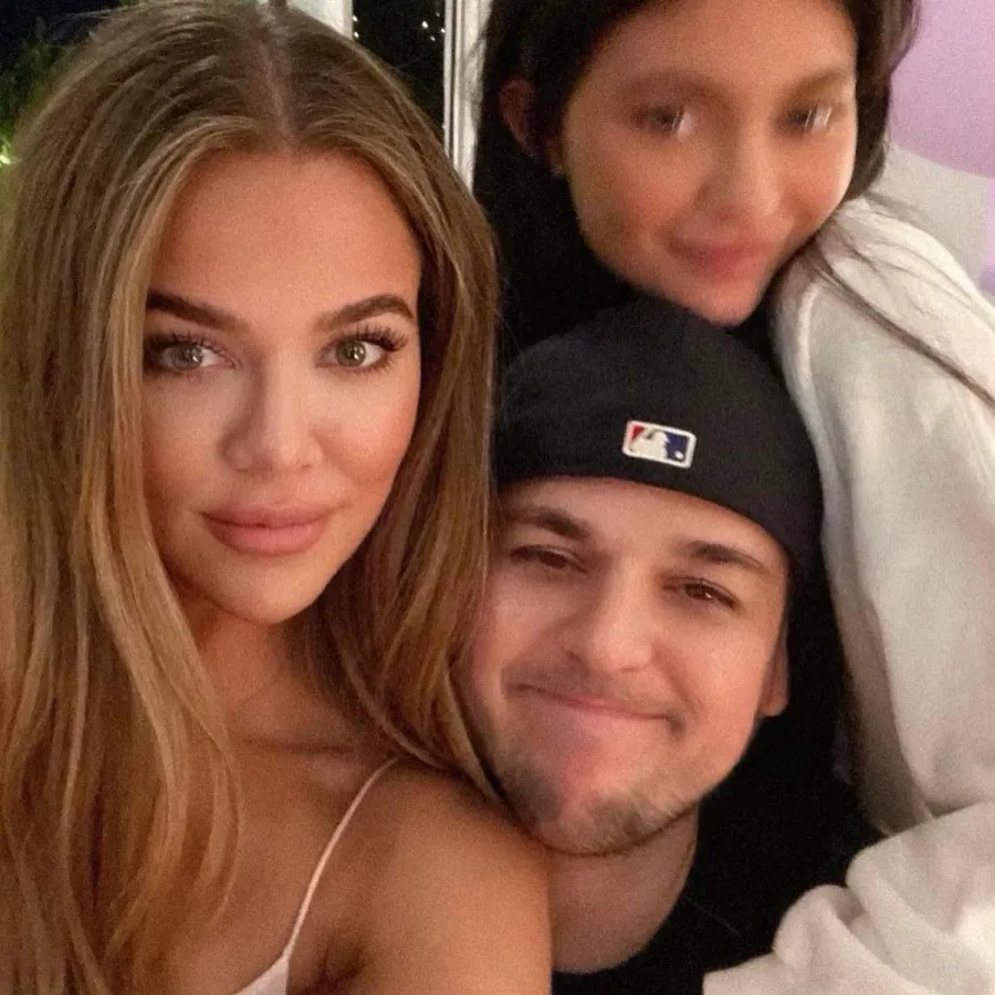 Man Hour Rob Kardashian Gets Love From His Family 35th Birthday