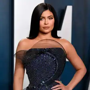 Moms Night Out Kylie Jenner Was In Great Spirits 6 Weeks Postpartum