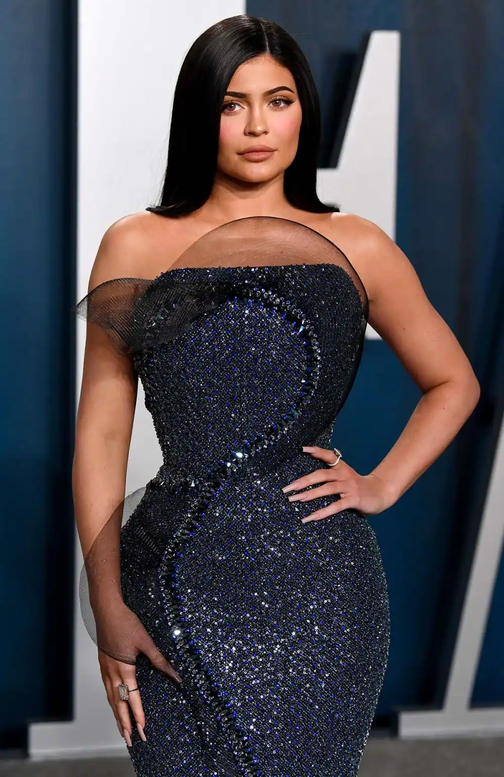 Moms Night Out Kylie Jenner Was In Great Spirits 6 Weeks Postpartum