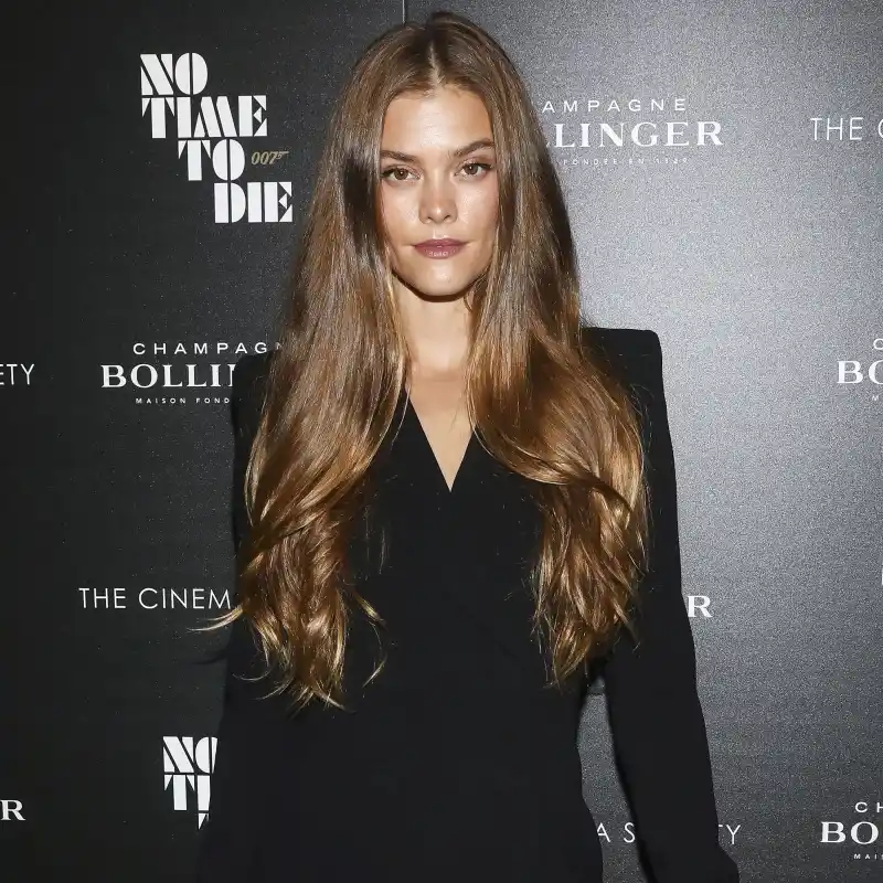 Nina Agdal Shows Off Her Next Level Figure Nude Selfie