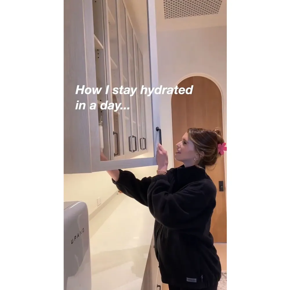 Pregnant Katherine Schwarzenegger Debuts Baby Bump Ahead of 2nd Child Instagram