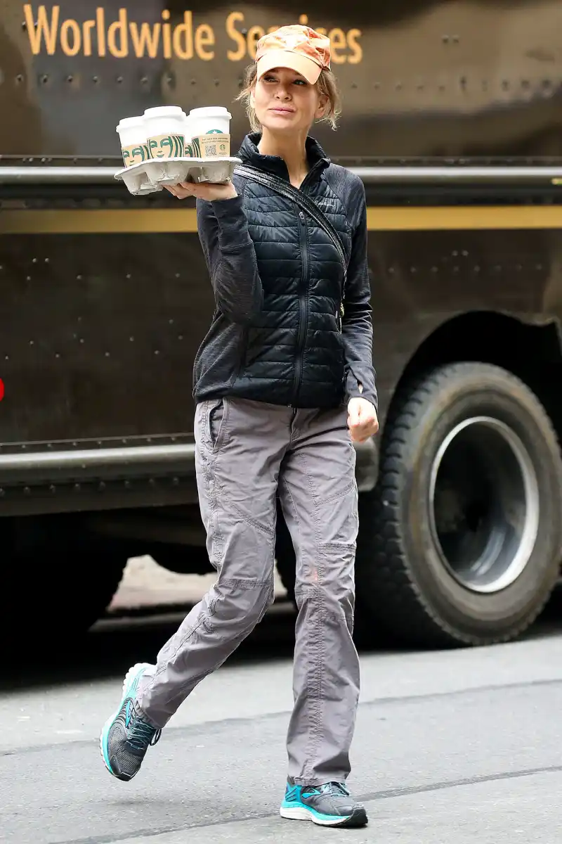 Renee Zellweger They Go On Coffee Runs Just Like Us