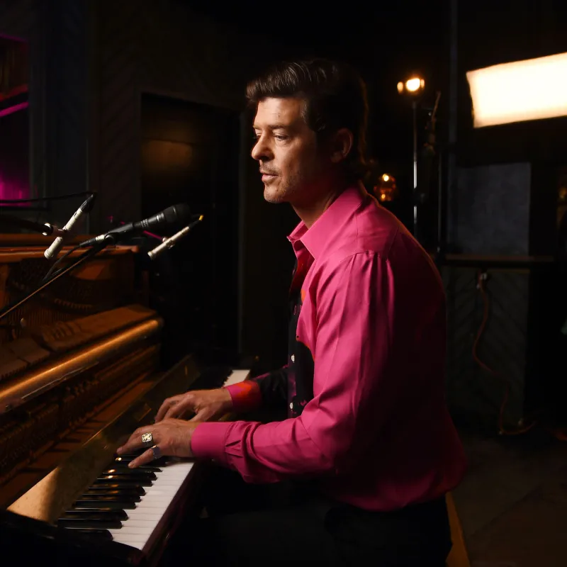 Robin Thicke April Love Geary Relationship Timeline