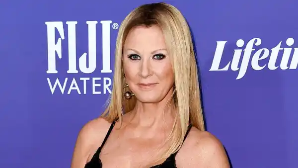 Sandra Lee Undergoes Hysterectomy 7 Years After Breast Cancer Battle
