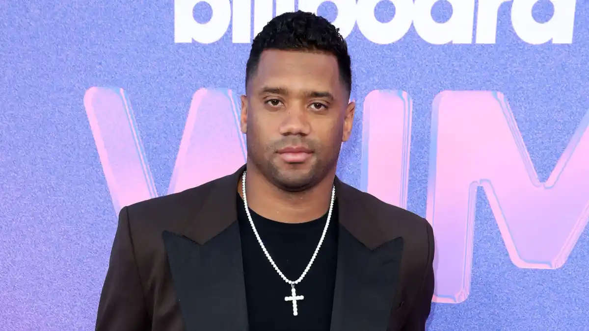 Seattle Seahawks Surprise Fans With Russell Wilson Trade to Denver Broncos