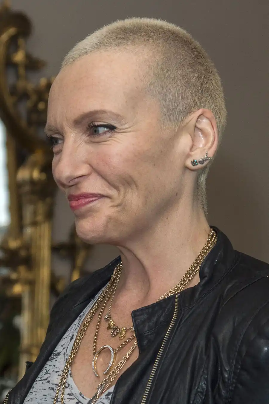Stars With Shaved Heads Toni Collette