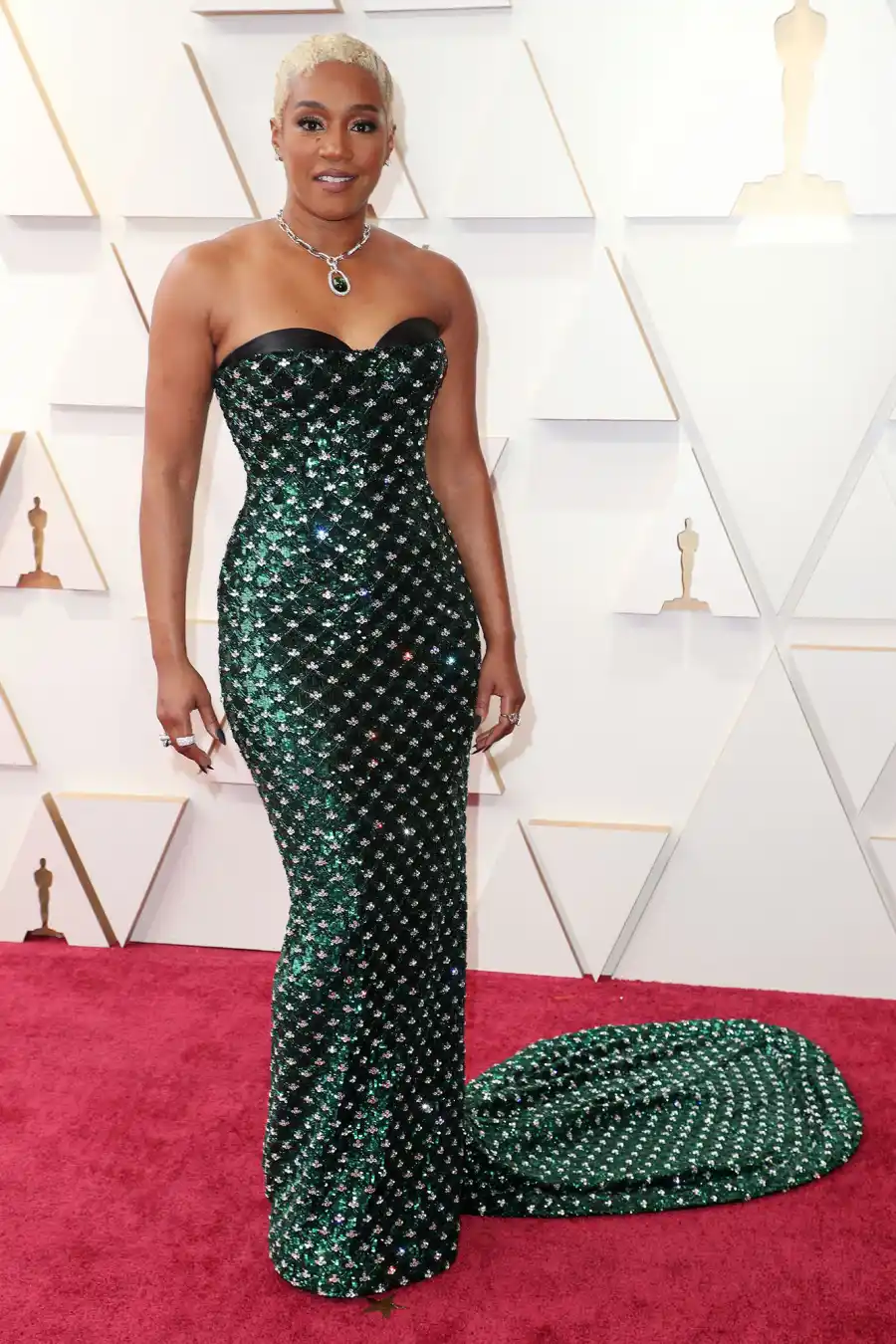 oscars 2022 red carpet Tiffany Haddish
