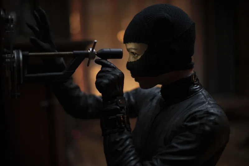 Everything to Know About Robert Pattinson and Zoe Kravitz's ‘The Batman’