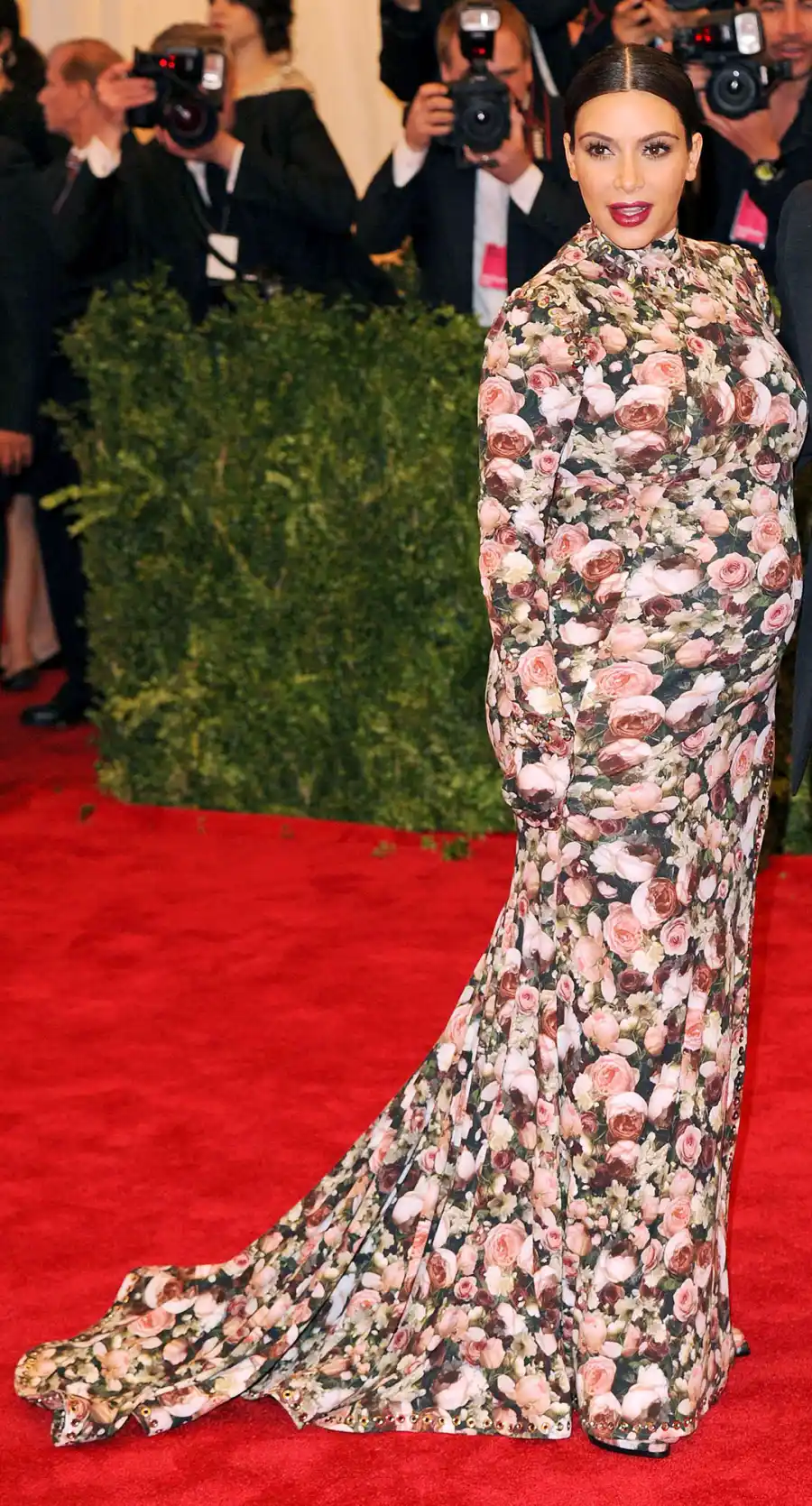 2013 Kim Kardashian History of the Kardashian-Jenner Met Gala Fashion Moments