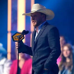 2022 CMT Awards Winners