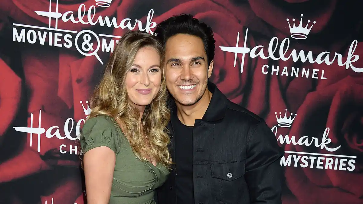 Alexa and Carlos PenaVega Want a 4th Baby