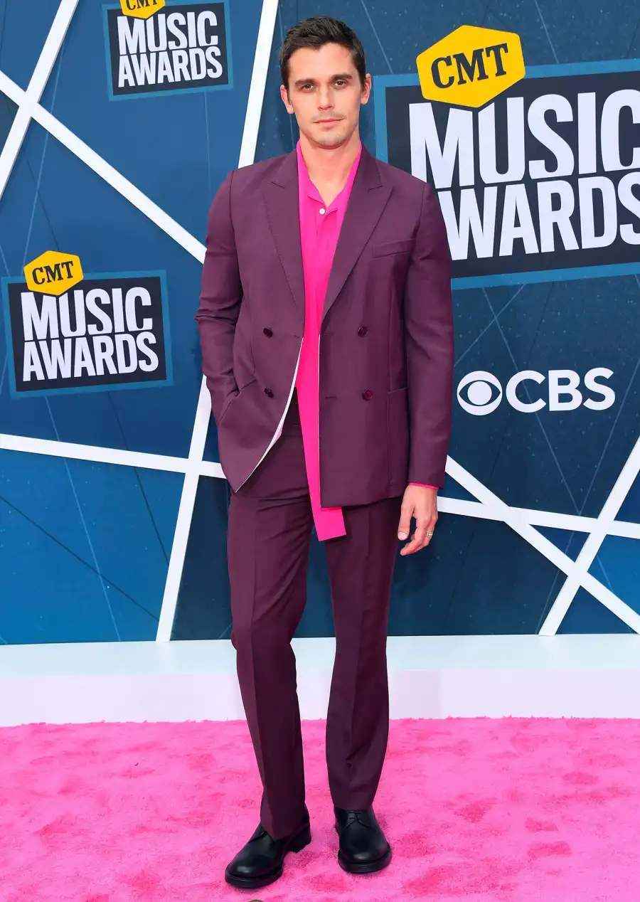 Antoni Porowski CMT Music Awards 2022 Red Carpet Fashion
