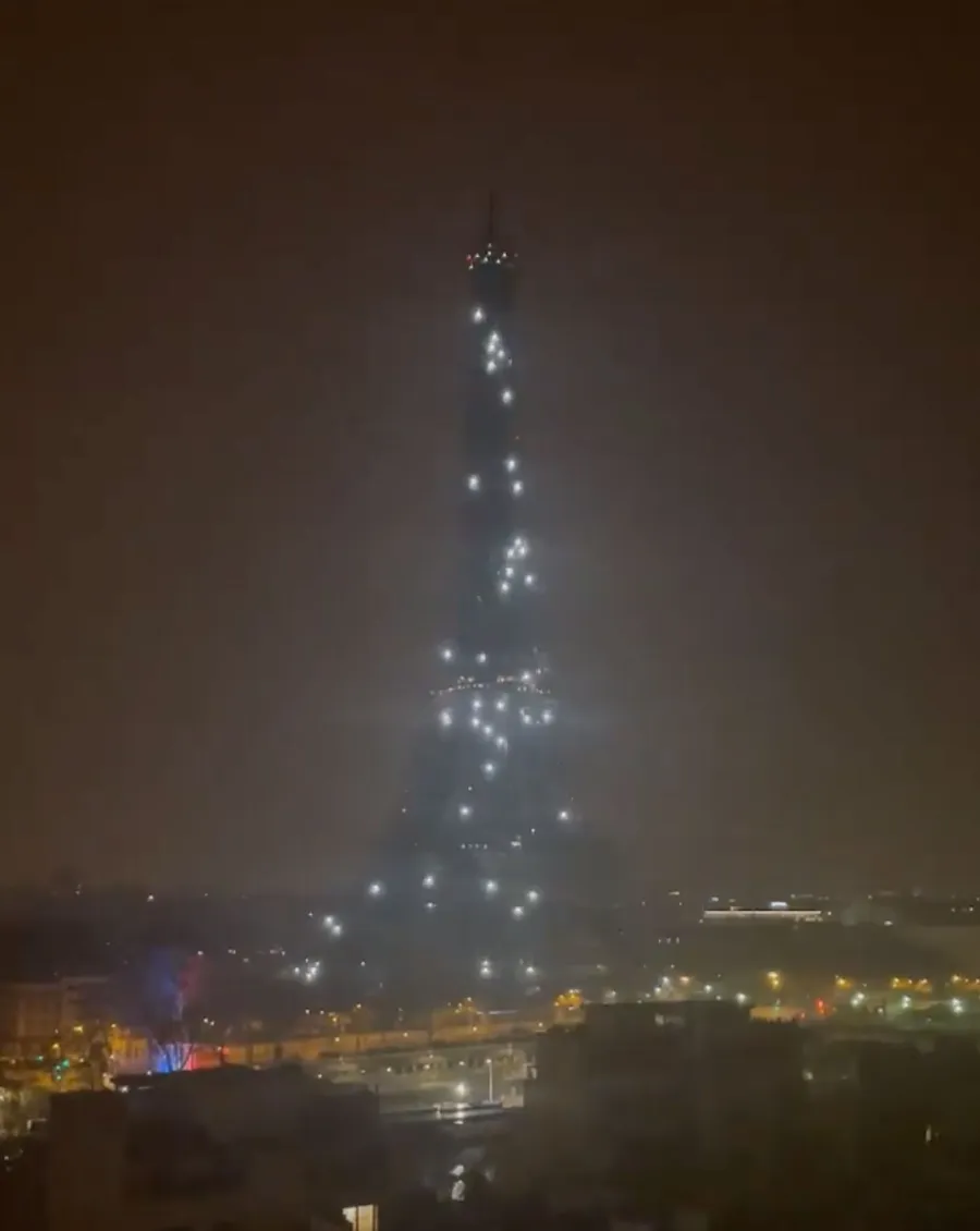 Avril Lavigne and Mod Sun Are Engaged After 1 Year of Dating