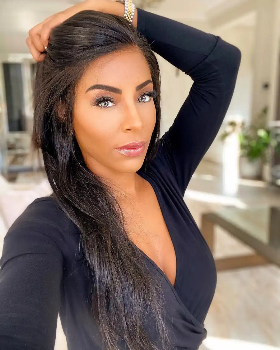 Caroline Brooks The Real Housewives of Dubai Meet The Cast