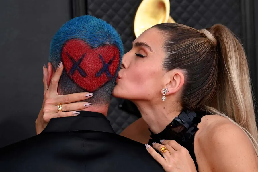 Celebrity PDA Grammy Awards Through Years