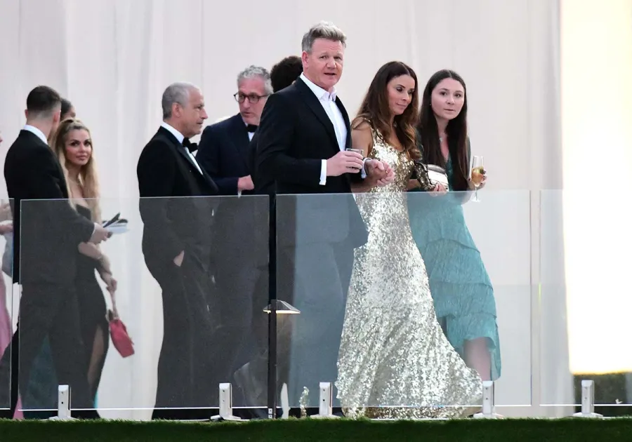 Congrats Brooklyn Beckham Nicola Peltz Are Married