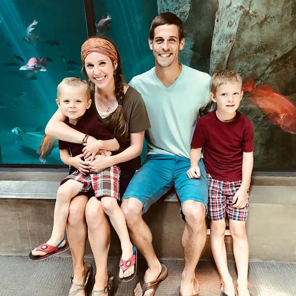 Counting On&rsquo;s Jill Duggar Gives Birth, Welcomes 3rd Baby With Derick Dillard