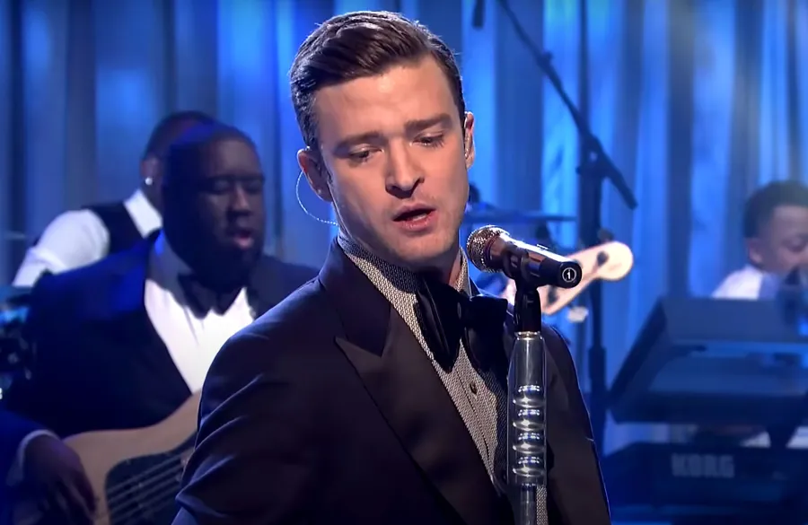 Double Duty! Celebs Who've Been Host, Musical Guest on Same 'SNL' Episode