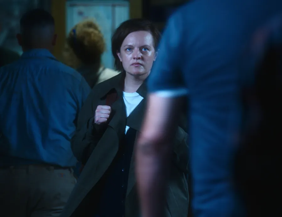 Elisabeth Moss Is a Reality Challenged Detective in Shining Girls
