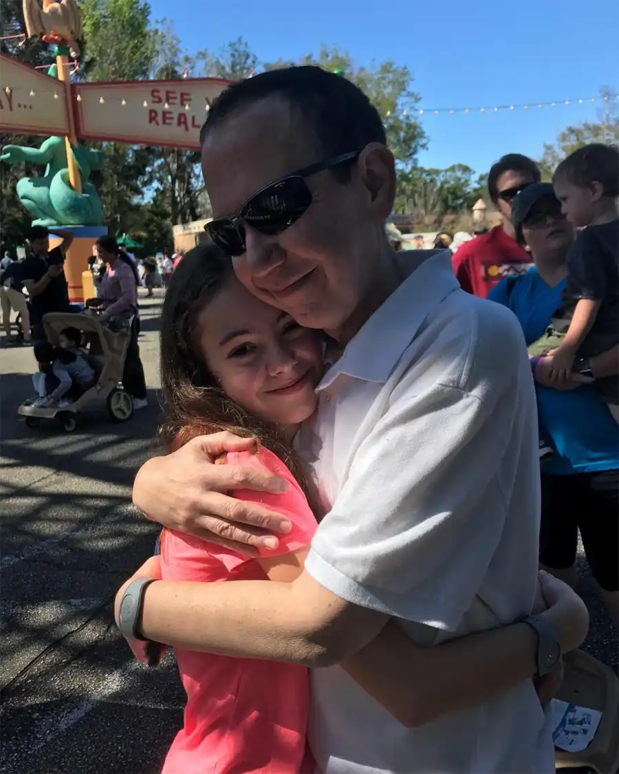 February 2018 Gilbert Gottfried Best Family Photos With Wife Dara Kravitz and 2 Kids