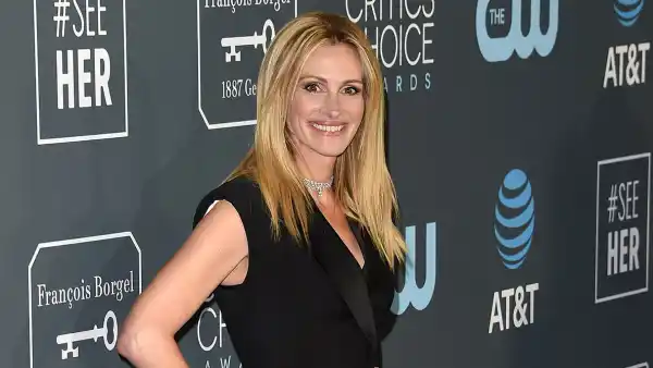 How Julia Roberts Feels About Twins Hazel and Phinnaeus Starting College