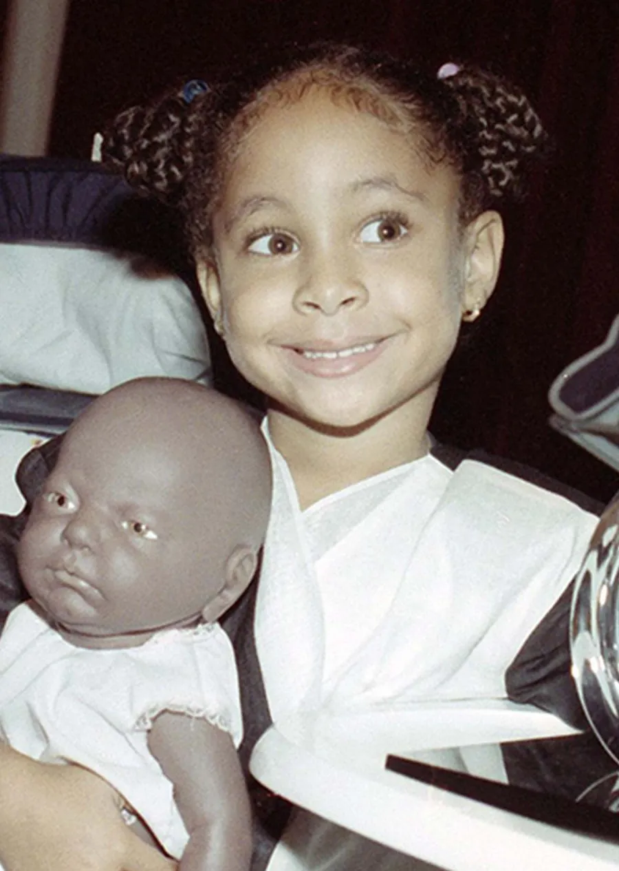 Inside Former Child Stars Salaries What Selena Miley More Earned