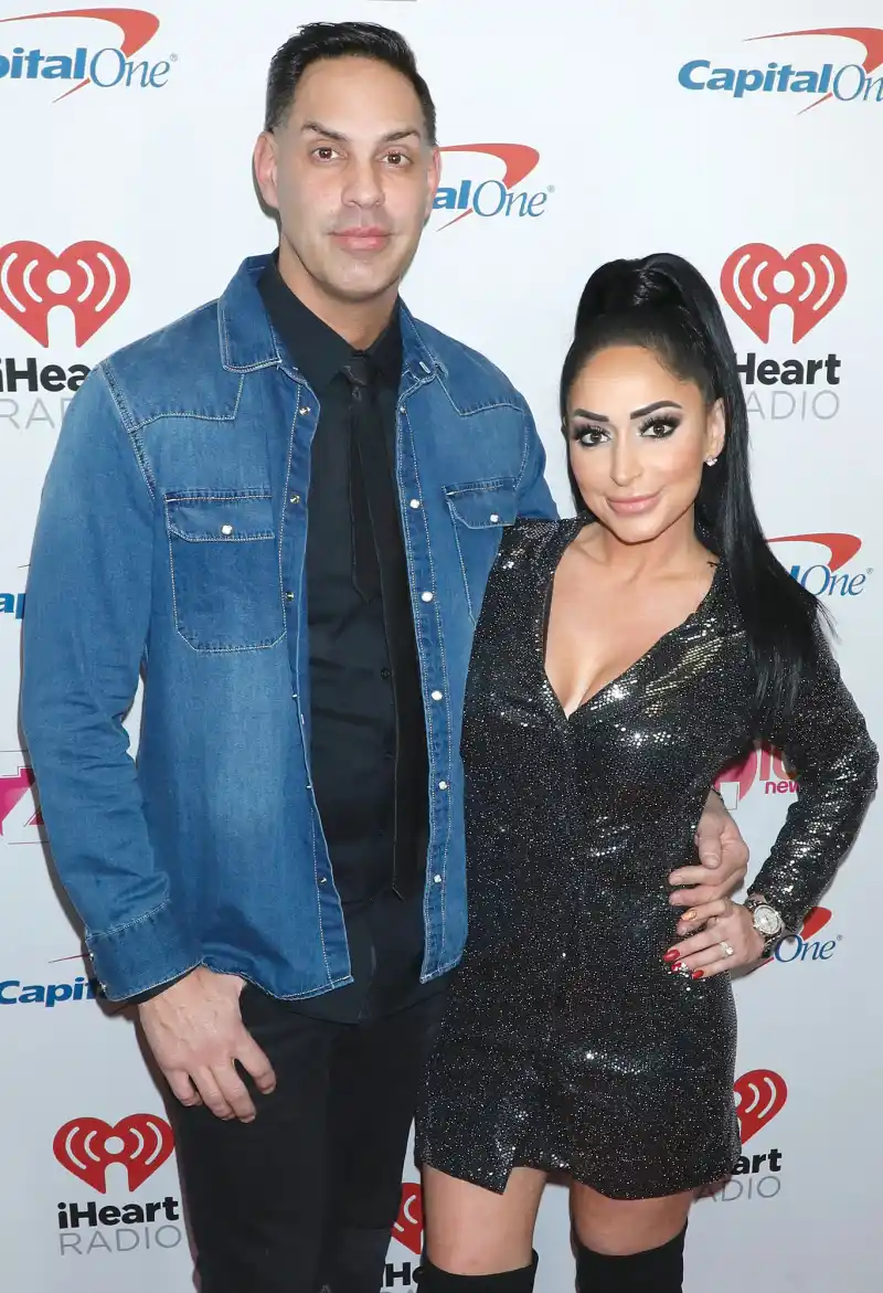 Jersey Shore Angelina Pivarnick Hospitalized Chris Larangeira
