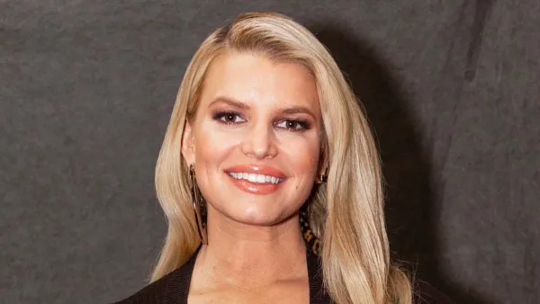 Jessica Simpson My Credit Card Was Declined Taco Bell The Other Day