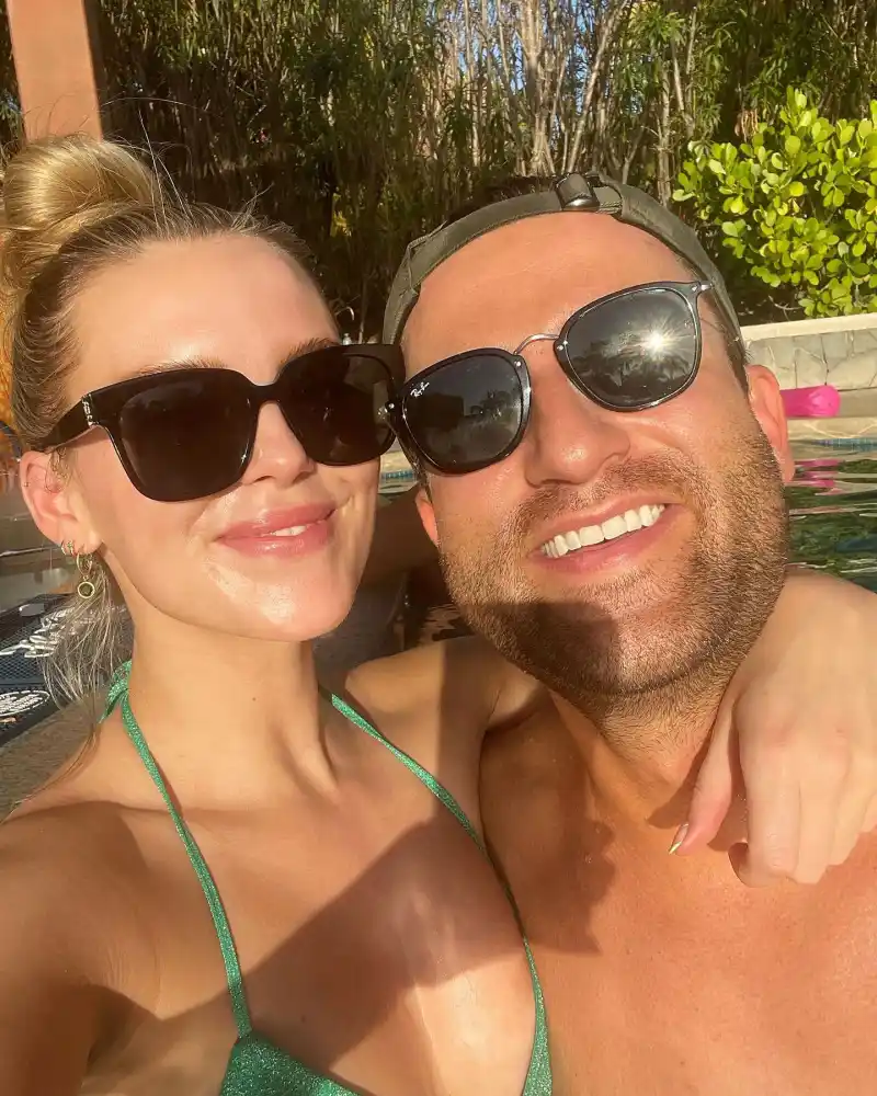 Joe Amabile Serena Pitt Set Up Chris Bukowski Anna Redman Timeline