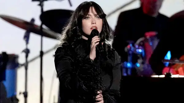 Just Like Dad! Dave Grohl’s Daughter Violet Performs at Pre-Grammys Party