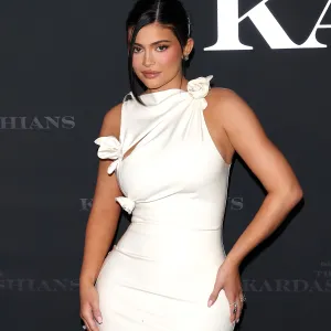 Kylie Jenner Reveals She Gained 60 Pounds During 2nd Pregnancy: ‘Trying to Be Healthy and Patient’