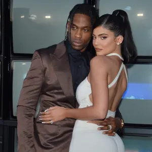Kylie Jenner Shares New Photo of Son While His Name Remains Secret