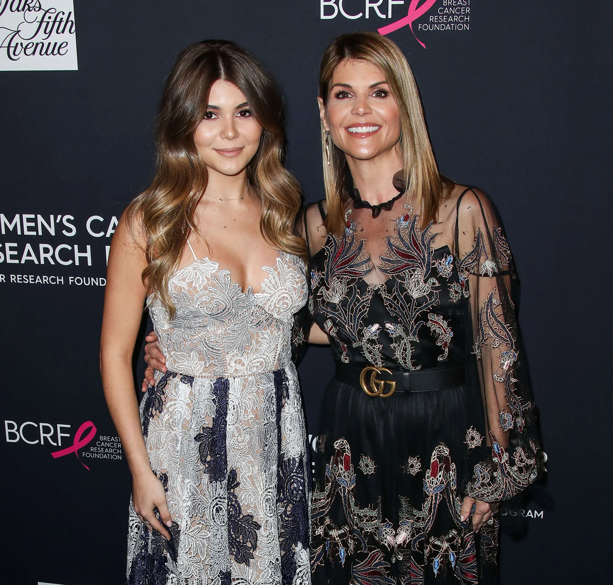 Lori Loughlin Reacts to Olivia Jade Dying Her Hair Aunt Becky’s Shade of Red