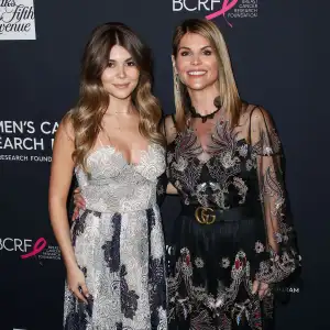 Lori Loughlin Reacts to Olivia Jade Dying Her Hair Aunt Becky’s Shade of Red