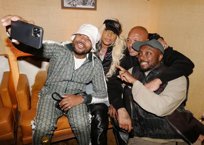 Mary J. Blige, Dr. Dre, Will.i.am Selfie Time Hot Pics