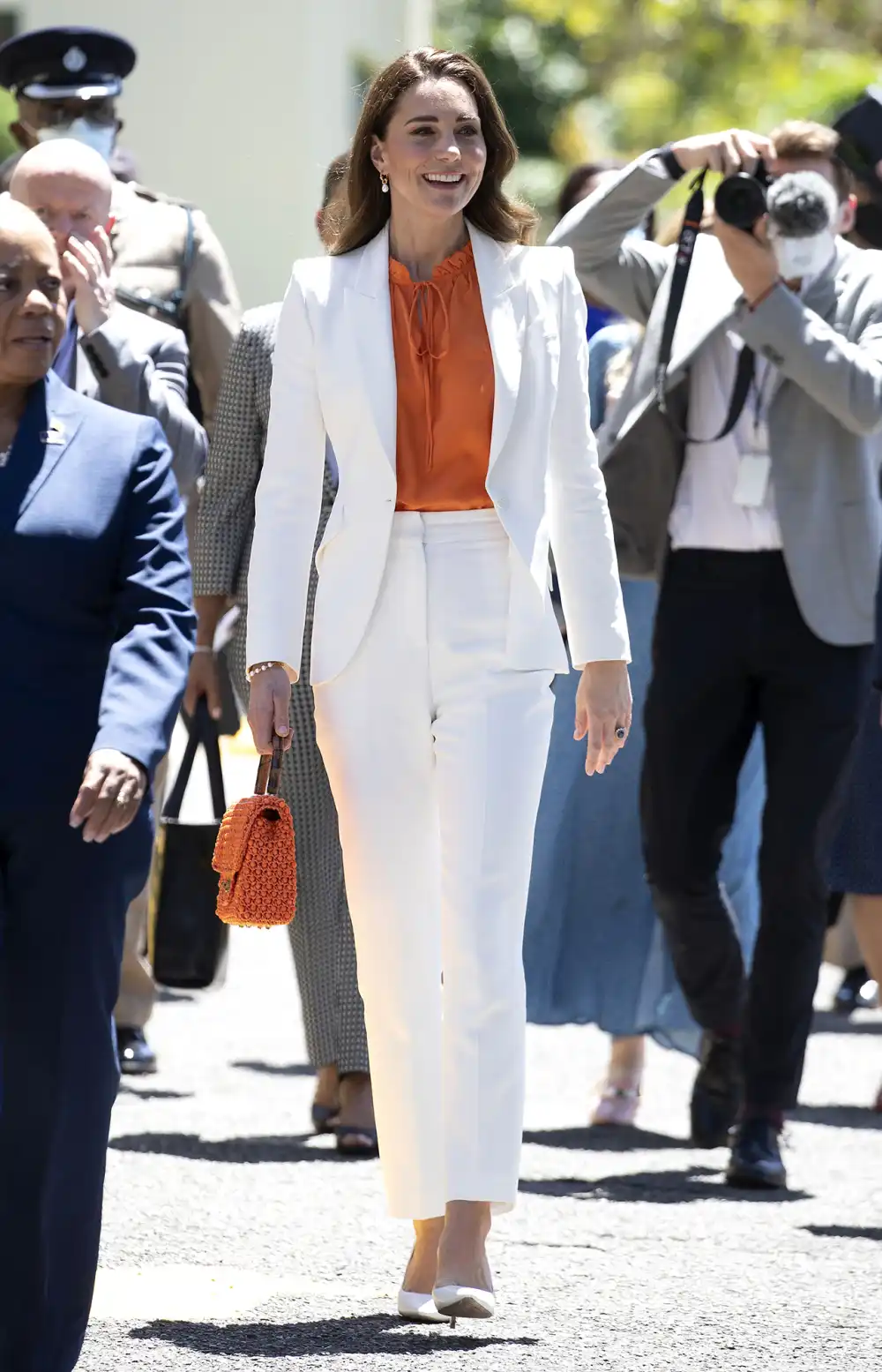 Meghan Markle and Prince Harry Make Stylish Appearance at the Invictus Games 2 Kate Middleton White Suit Royal Tour