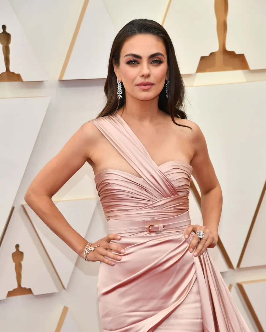 Mila Kunis, Ashton Kutcher: We’re Reminding Our Kids They’re Half-Ukrainian