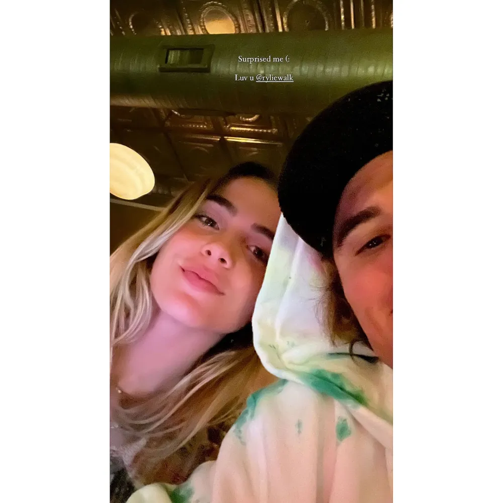 Outer Banks Star Chase Stokes Hints at Social Media Break After Photo With Sister Garners Death Threats 4