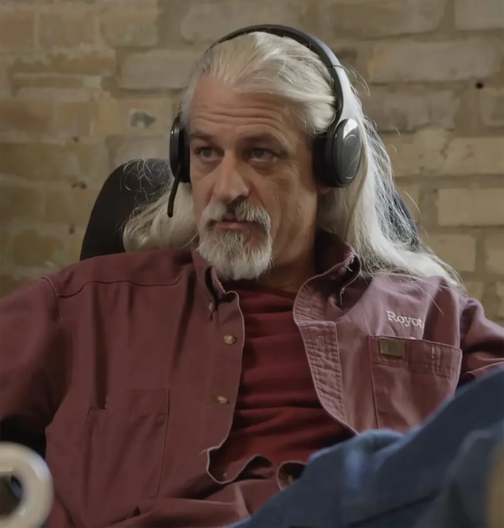 Roy Garber Dies of Heart Attack: Shipping Wars Star Dead at 49 customer service