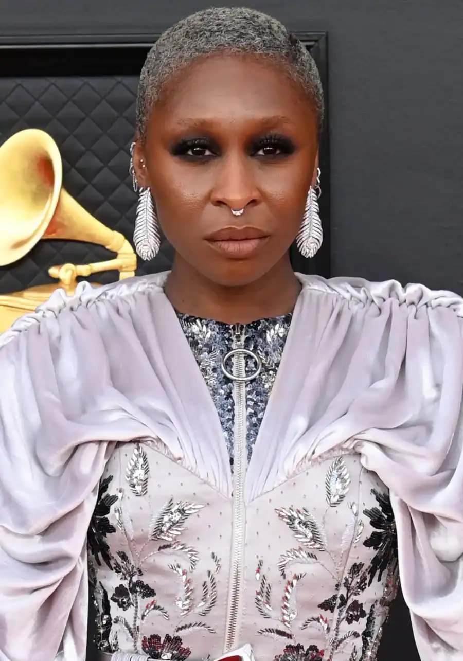 See the Wildest Hair and Makeup at the Grammys 2022